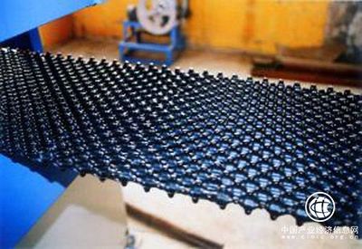 研產用脫節困擾新材料產業 借力金融資本破瓶頸